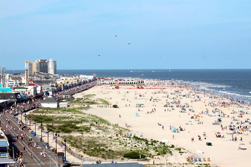 Port-O-Call Hotel Ocean City Exterior photo